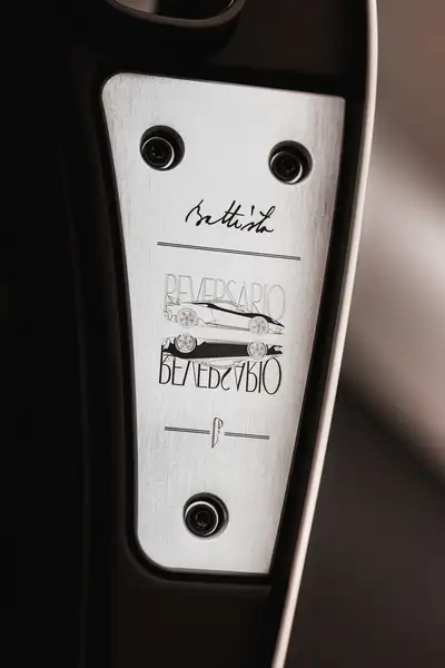 Pininfarina Battista Reversario_8.jpg Pininfarina Battista Reversario_8.jpg